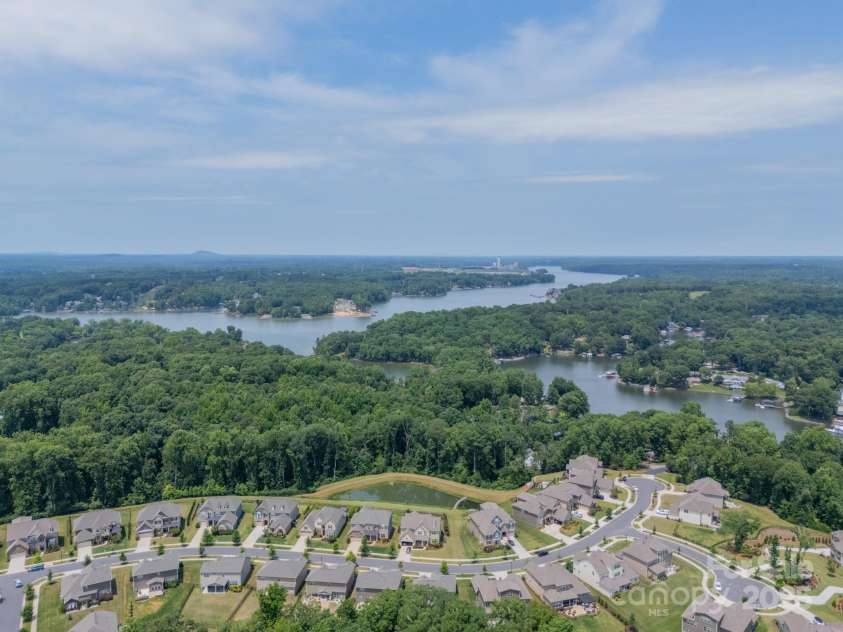 12107 Grey Partridge Drive, Charlotte, NC 28278.  MLS# CAR4258400, YatesRealty ID 18404. 