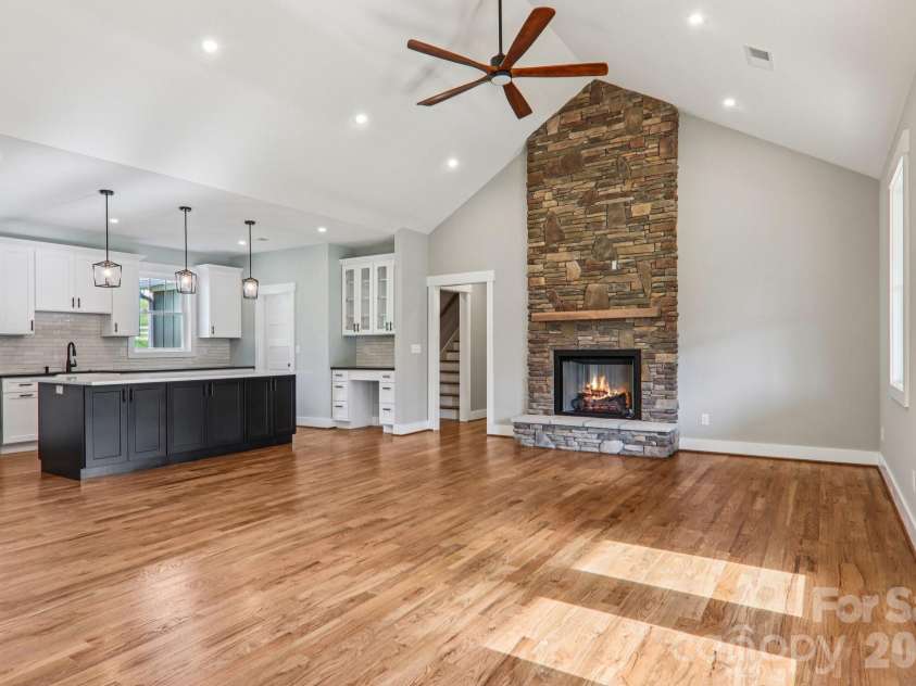 1060 California Creek Road, Mars Hill, NC 28754.  MLS# CAR4377594, YatesRealty ID 18407. 