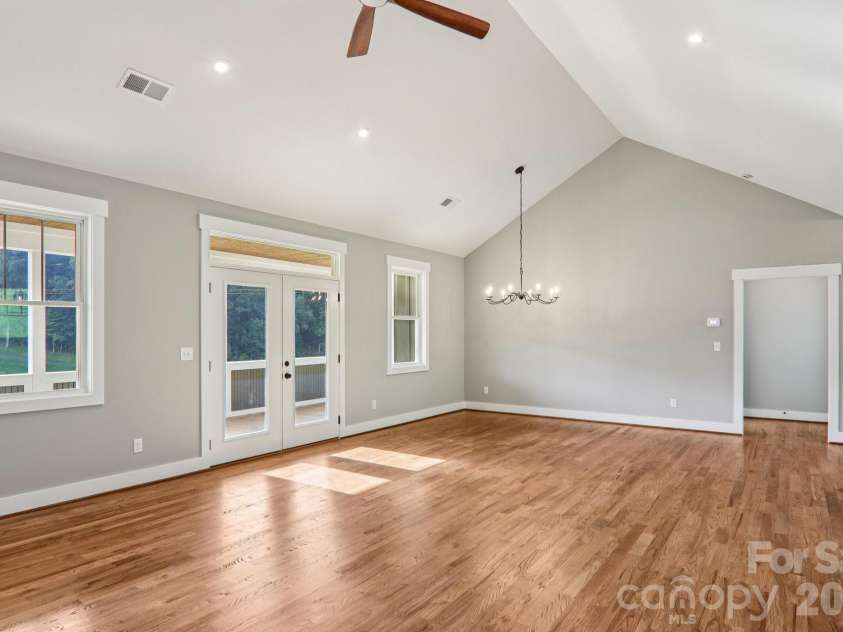 1060 California Creek Road, Mars Hill, NC 28754.  MLS# CAR4377594, YatesRealty ID 18407. 