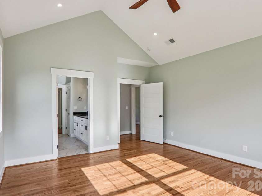 1060 California Creek Road, Mars Hill, NC 28754.  MLS# CAR4377594, YatesRealty ID 18407. 