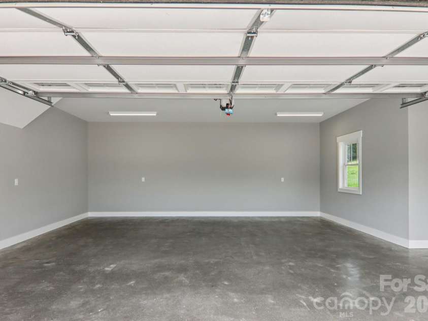 1060 California Creek Road, Mars Hill, NC 28754.  MLS# CAR4377594, YatesRealty ID 18407. 