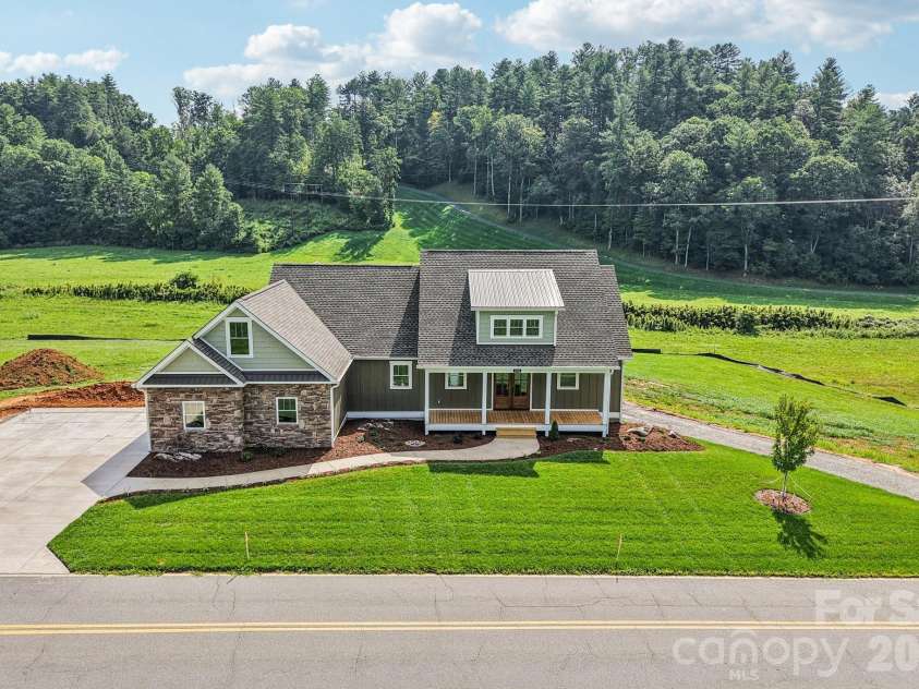 1060 California Creek Road, Mars Hill, NC 28754.  MLS# CAR4377594, YatesRealty ID 18407. 