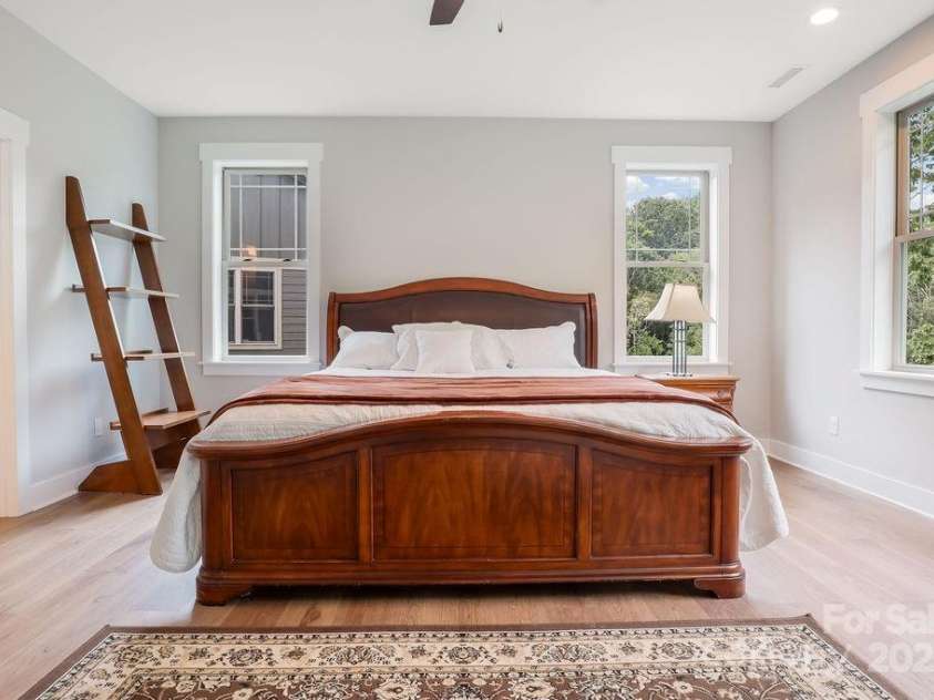 21 Craftsman Overlook Ridge, Arden, NC 28704.  MLS# CAR4007643, YatesRealty ID 18407. King sized bed fits easily in primary suite