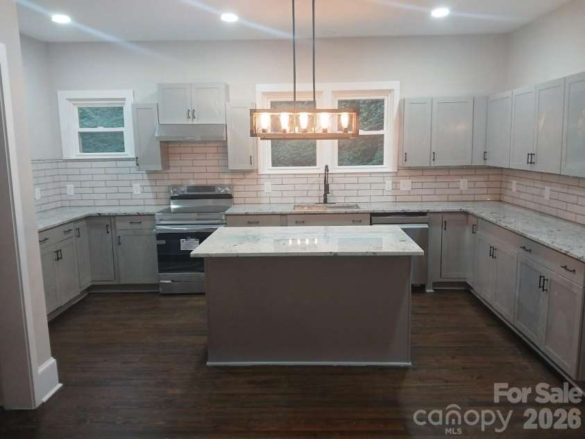 105 Inman Avenue, Bessemer City, NC 28016.  MLS# CAR4337137, YatesRealty ID 18408. 