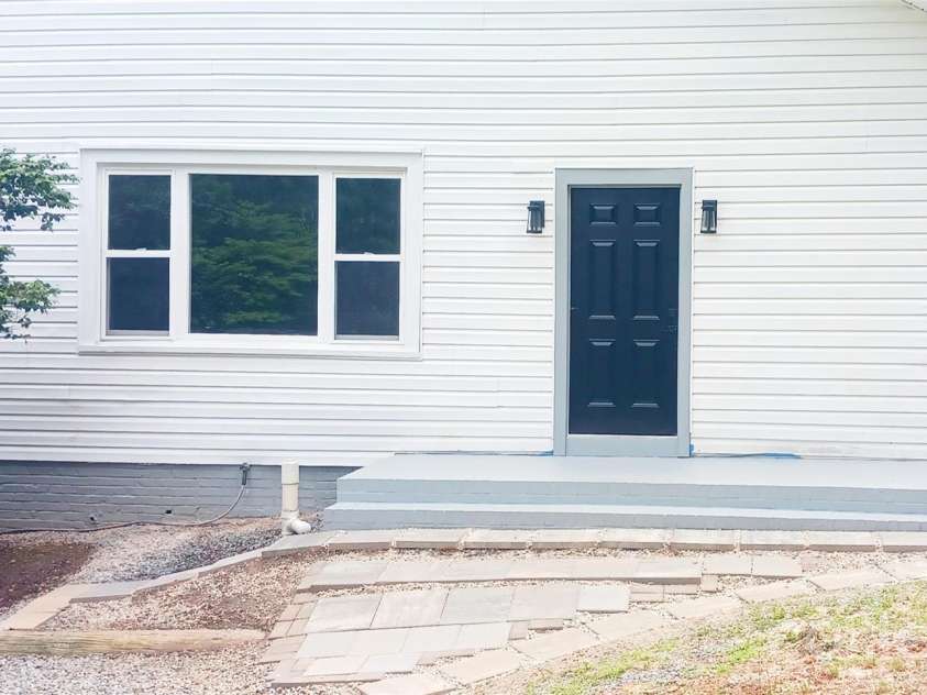 105 Inman Avenue, Bessemer City, NC 28016.  MLS# CAR4337137, YatesRealty ID 18408. 