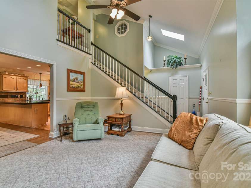 145 Fox Glen Drive, Arden, NC 28704.  MLS# CAR4134713, YatesRealty ID 18409. 