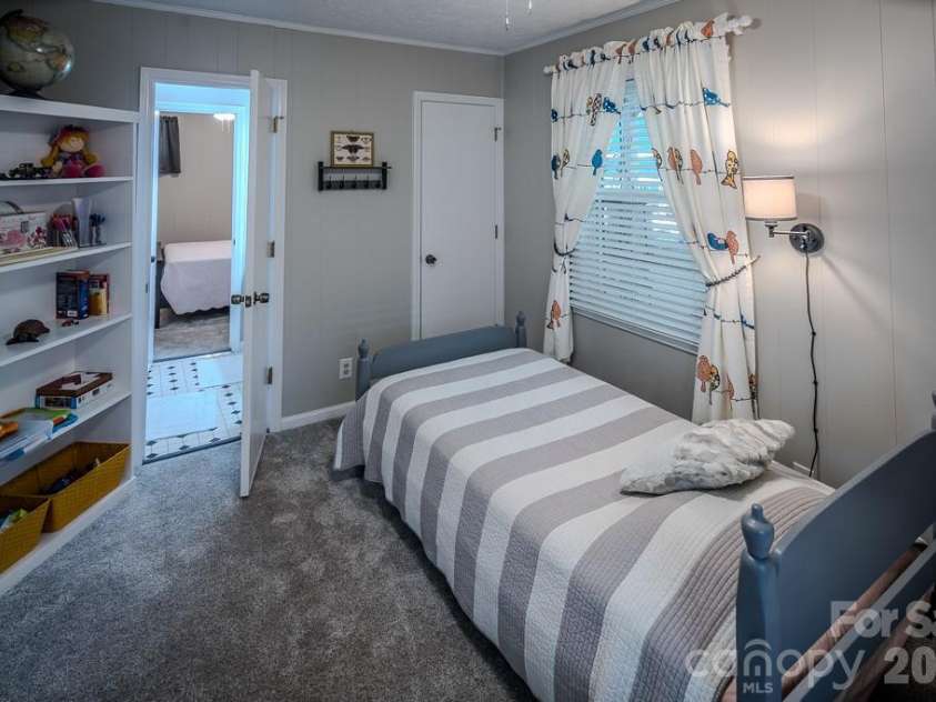 38 Rocky Meadows Road, Newland, NC 28657.  MLS# CAR4377593, YatesRealty ID 18409. 