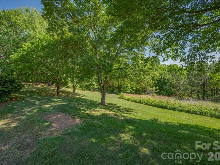 184 Clelo Drive, Casar, NC 28020.  MLS# CAR4375194, YatesRealty ID 18410. Beautiful Landscaping