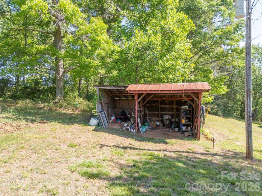 184 Clelo Drive, Casar, NC 28020.  MLS# CAR4375194, YatesRealty ID 18410. Storage Building