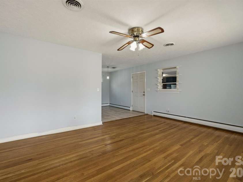 2174 Chester Avenue, Morganton, NC 28655.  MLS# CAR4377623, YatesRealty ID 18411. 