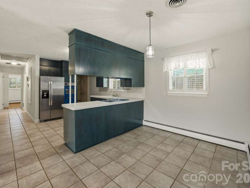 2174 Chester Avenue, Morganton, NC 28655.  MLS# CAR4377623, YatesRealty ID 18411. 