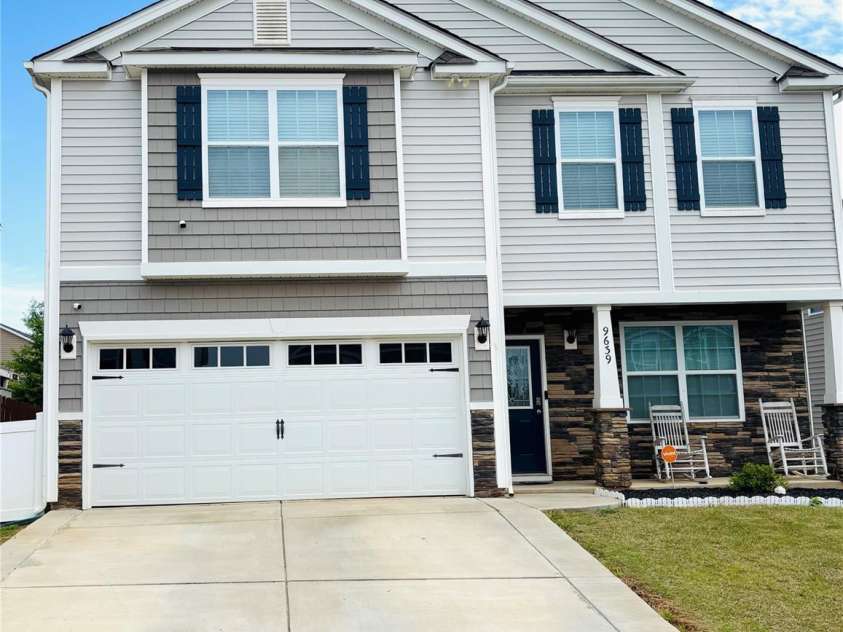 9639 Margrave Drive, Gastonia, NC 28056.  MLS# CAR4260593, YatesRealty ID 18411. Front Elevation
