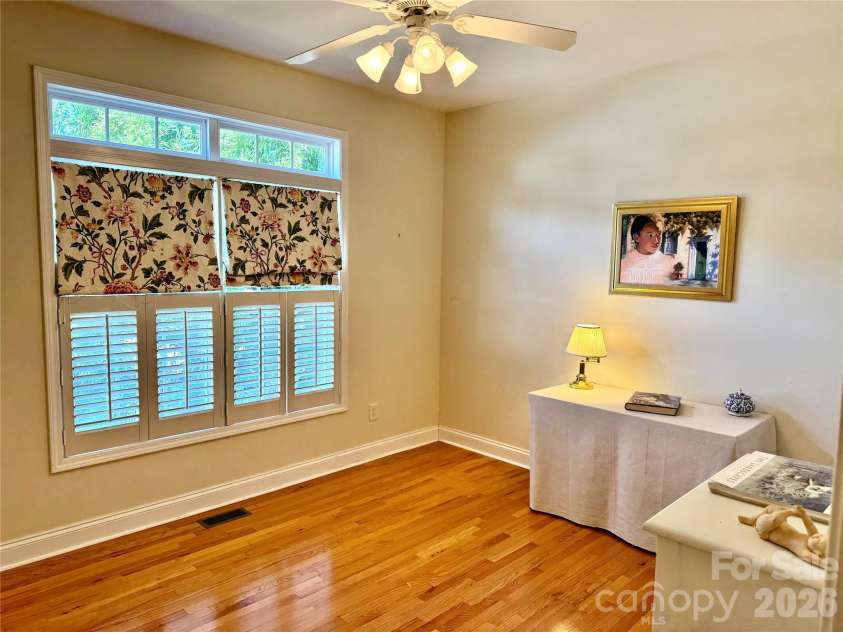 25 Copper Court, Hendersonville, NC 28792.  MLS# CAR4377349, YatesRealty ID 18412. 
