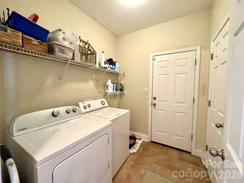 25 Copper Court, Hendersonville, NC 28792.  MLS# CAR4377349, YatesRealty ID 18412. 