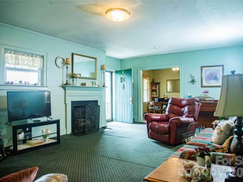 200 Main Street, Candor, NC 27229.  MLS# CAR4377488, YatesRealty ID 18415. 