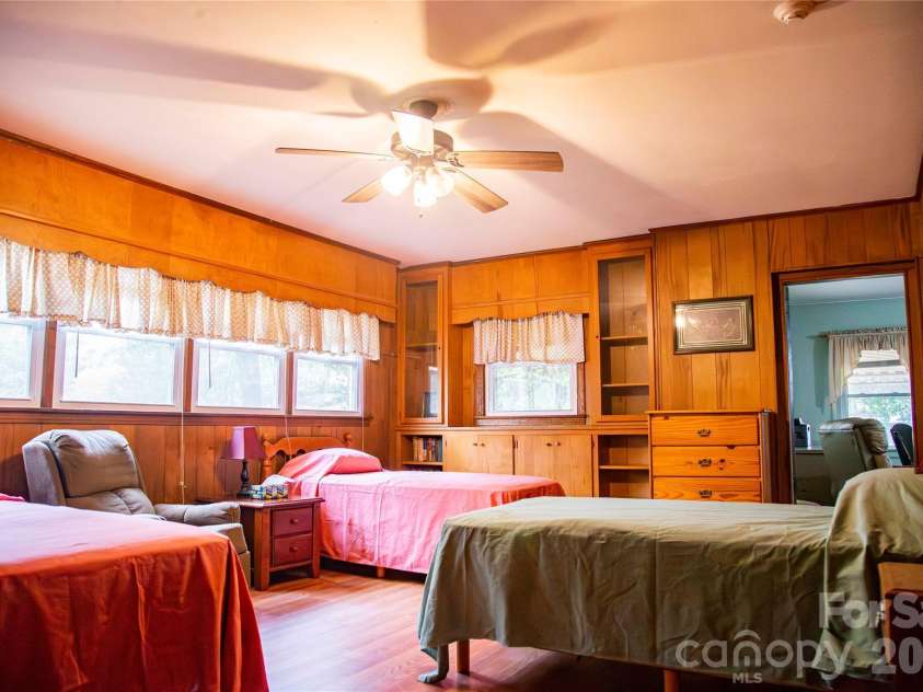 200 Main Street, Candor, NC 27229.  MLS# CAR4377488, YatesRealty ID 18415. 