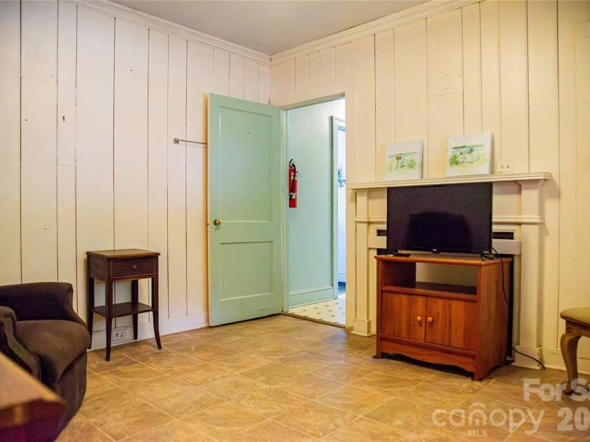 200 Main Street, Candor, NC 27229.  MLS# CAR4377488, YatesRealty ID 18415. 