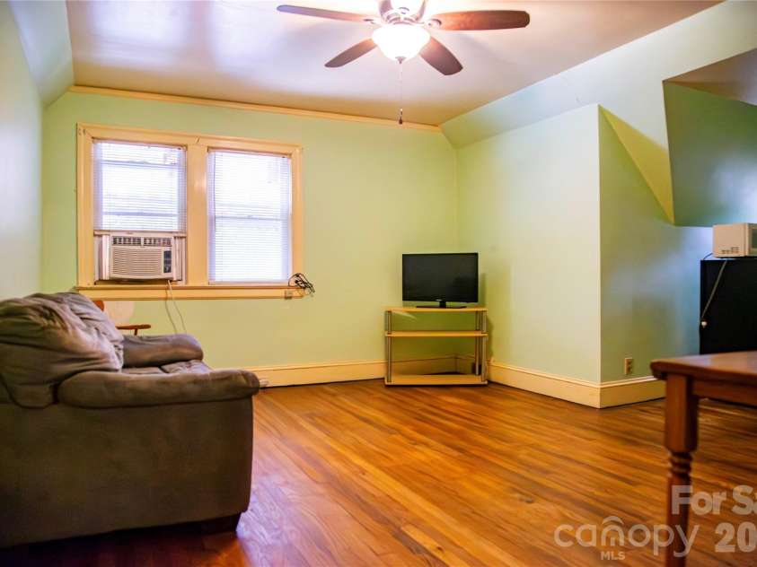 200 Main Street, Candor, NC 27229.  MLS# CAR4377488, YatesRealty ID 18415. 