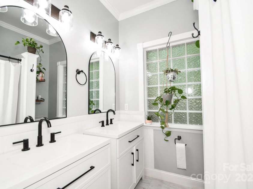 7328 Providence Road, Waxhaw, NC 28173.  MLS# CAR4257033, YatesRealty ID 18415. 