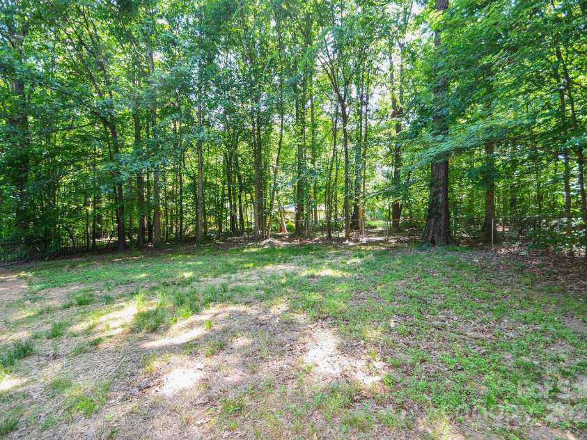 7328 Providence Road, Waxhaw, NC 28173.  MLS# CAR4257033, YatesRealty ID 18415. 