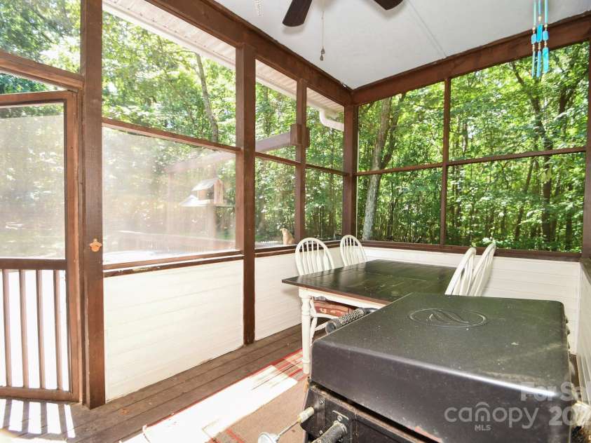 7328 Providence Road, Waxhaw, NC 28173.  MLS# CAR4257033, YatesRealty ID 18415. 