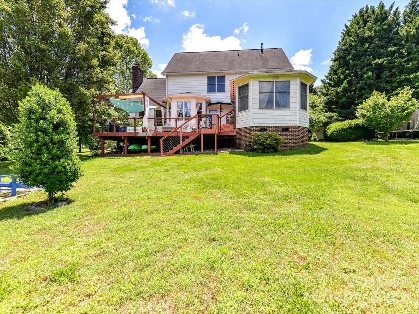 2325 Perry Road, Denver, NC 28037.  MLS# CAR4327085, YatesRealty ID 18416. 