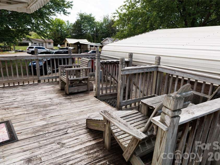318 Tuckers Grove Road, Statesville, NC 28625.  MLS# CAR4377741, YatesRealty ID 18416. 