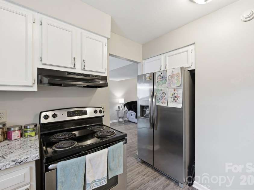 1158 Cloister Place, Columbia, SC 29210.  MLS# CAR4377312, YatesRealty ID 18417. 