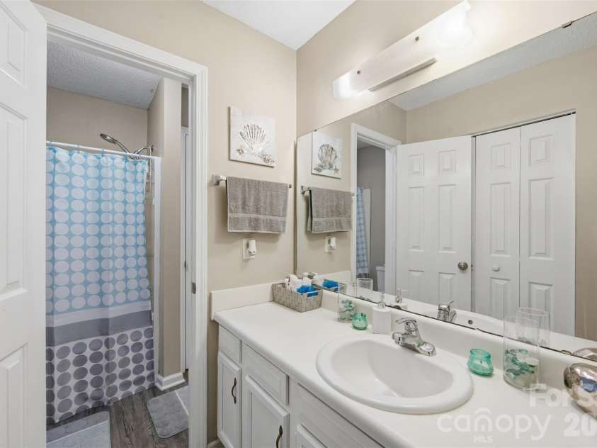 1158 Cloister Place, Columbia, SC 29210.  MLS# CAR4377312, YatesRealty ID 18417. 