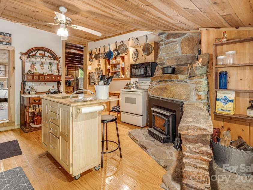 482 Pheasant Street, Lake Lure, NC 28746.  MLS# CAR4253575, YatesRealty ID 18417. Kitchen