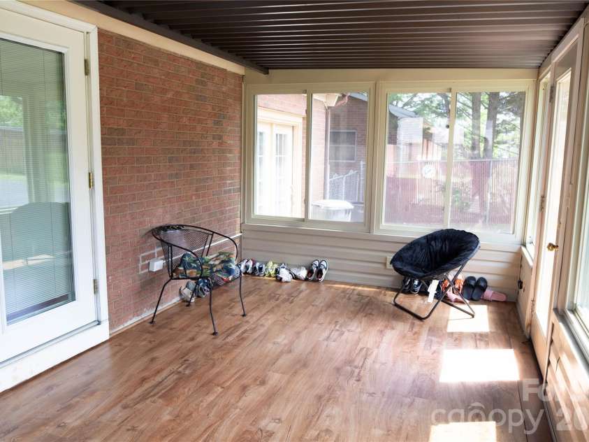 100 Woodward Avenue, Morganton, NC 28655.  MLS# CAR4375619, YatesRealty ID 18418. 