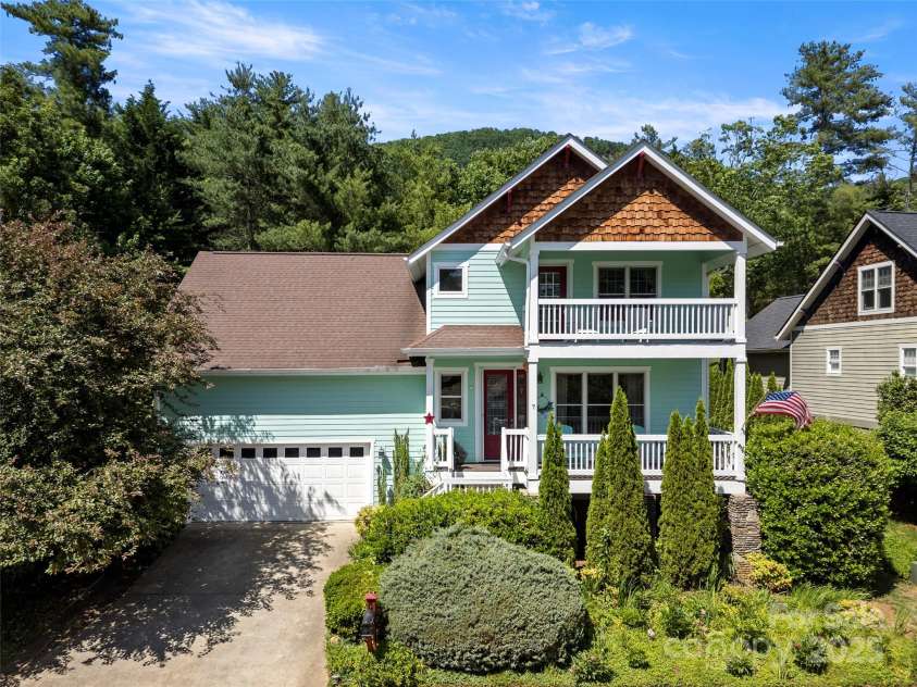 7 Oakhaven Terrace, Asheville, NC 28803.  MLS# CAR4264264, YatesRealty ID 18418. 