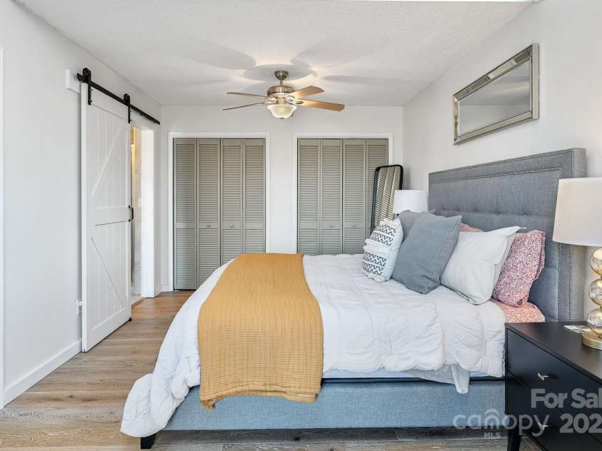 78 Pineneedle Way, Canton, NC 28716.  MLS# CAR4225893, YatesRealty ID 1842. 