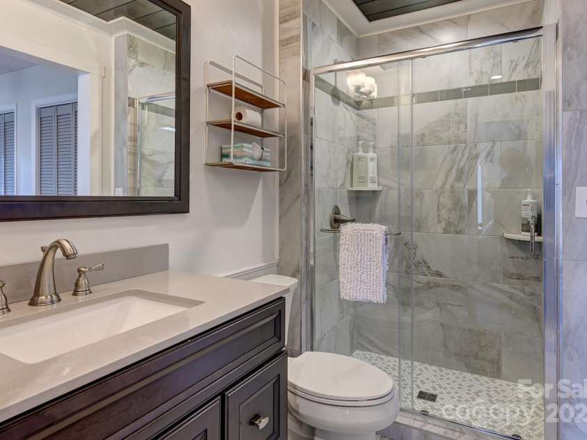 78 Pineneedle Way, Canton, NC 28716.  MLS# CAR4225893, YatesRealty ID 1842. 