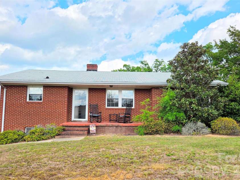 613 Judy Street, Albemarle, NC 28001.  MLS# CAR4372664, YatesRealty ID 18421. 