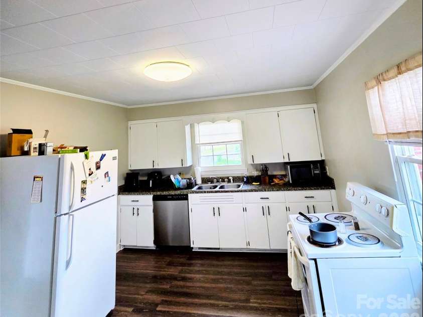 613 Judy Street, Albemarle, NC 28001.  MLS# CAR4372664, YatesRealty ID 18421. 