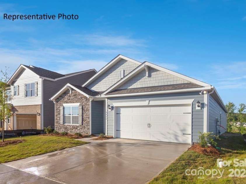 7913 Old Brook Drive, Sherrills Ford, NC 28673.  MLS# CAR4263402, YatesRealty ID 18421. 