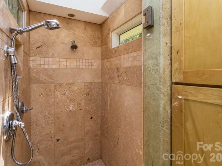 55 Eden Glen Road, Black Mountain, NC 28711.  MLS# CAR4377554, YatesRealty ID 18422. 