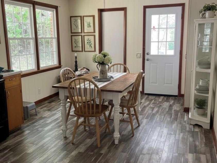 121 Dale Earnhardt Drive, Burnsville, NC 28714.  MLS# CAR4377542, YatesRealty ID 18423. 