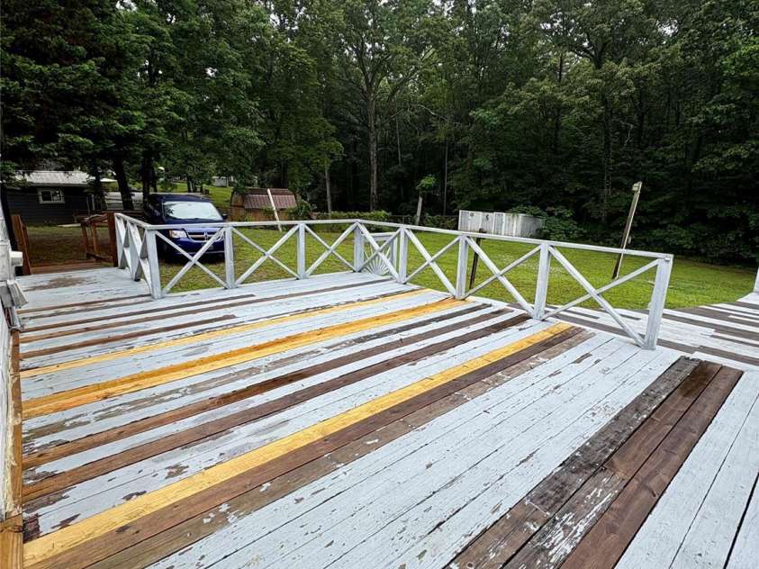 5022 Wrenn Drive, Denver, NC 28037.  MLS# CAR4267909, YatesRealty ID 18423. Huge back deck