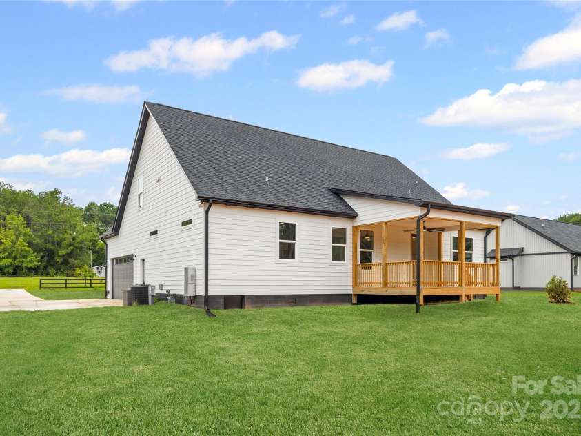 2159 Dunlap Roddey Road, Rock Hill, SC 29730.  MLS# CAR4289477, YatesRealty ID 18425. Virtually enhanced lawn