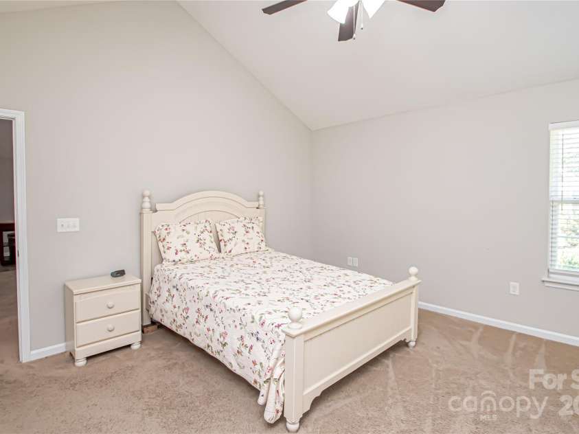 8183 Sultana Circle, Charlotte, NC 28227.  MLS# CAR4267059, YatesRealty ID 18426. 