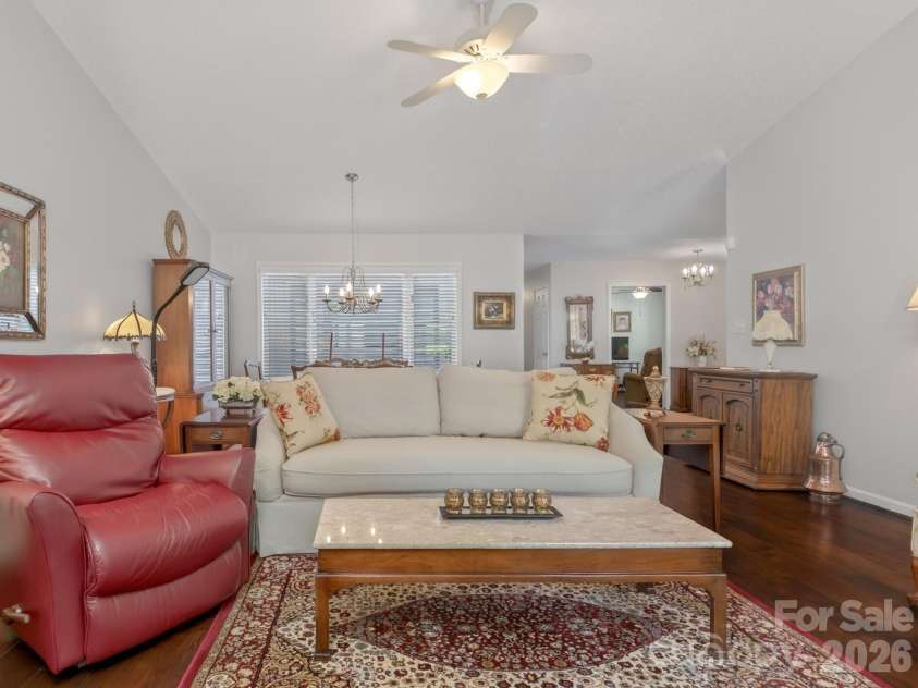 136 Deerlake Drive, Asheville, NC 28803.  MLS# CAR4376799, YatesRealty ID 18427. 