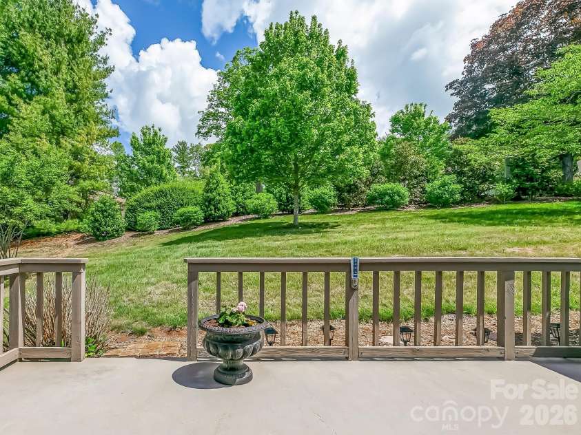 136 Deerlake Drive, Asheville, NC 28803.  MLS# CAR4376799, YatesRealty ID 18427. 