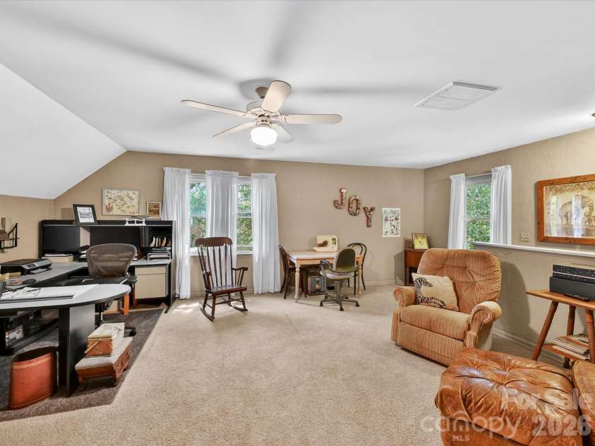 1531 Hansom Lane, Concord, NC 28027.  MLS# CAR4375701, YatesRealty ID 18428. Large Bonus