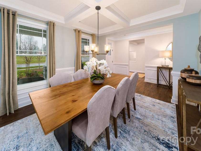 8004 Plymouth Drive, Sherrills Ford, NC 28673.  MLS# CAR4263432, YatesRealty ID 18428. 