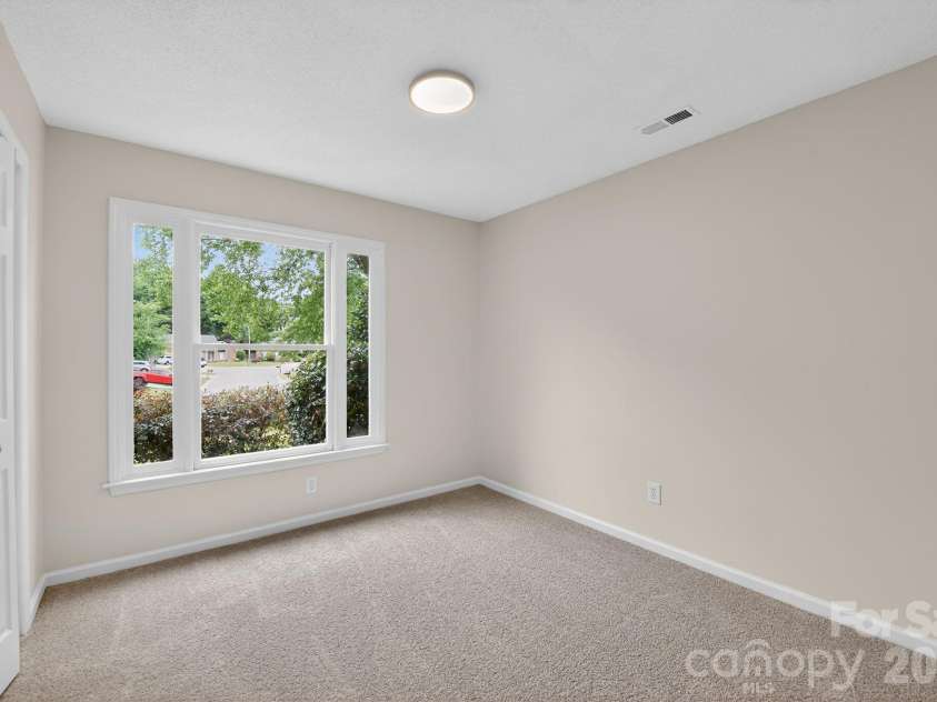 3055 River Ridge Drive, Gastonia, NC 28056.  MLS# CAR4377164, YatesRealty ID 18429. 