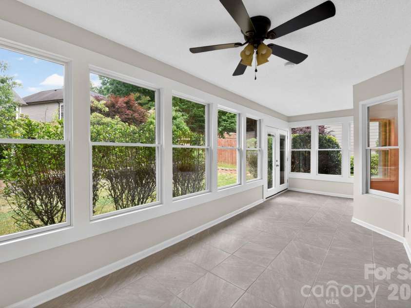 3055 River Ridge Drive, Gastonia, NC 28056.  MLS# CAR4377164, YatesRealty ID 18429. 