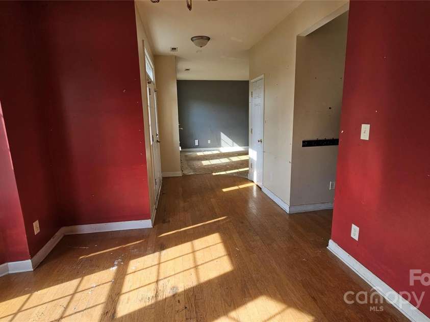 4227 Kiser Woods Drive, Concord, NC 28025.  MLS# CAR4267153, YatesRealty ID 18429. 