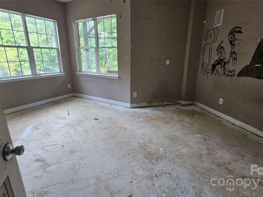 4227 Kiser Woods Drive, Concord, NC 28025.  MLS# CAR4267153, YatesRealty ID 18429. 